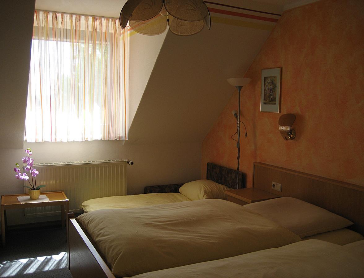Hotel-Gasthof "Zum Bartl" Sulzbach-Rosenberg Luaran gambar